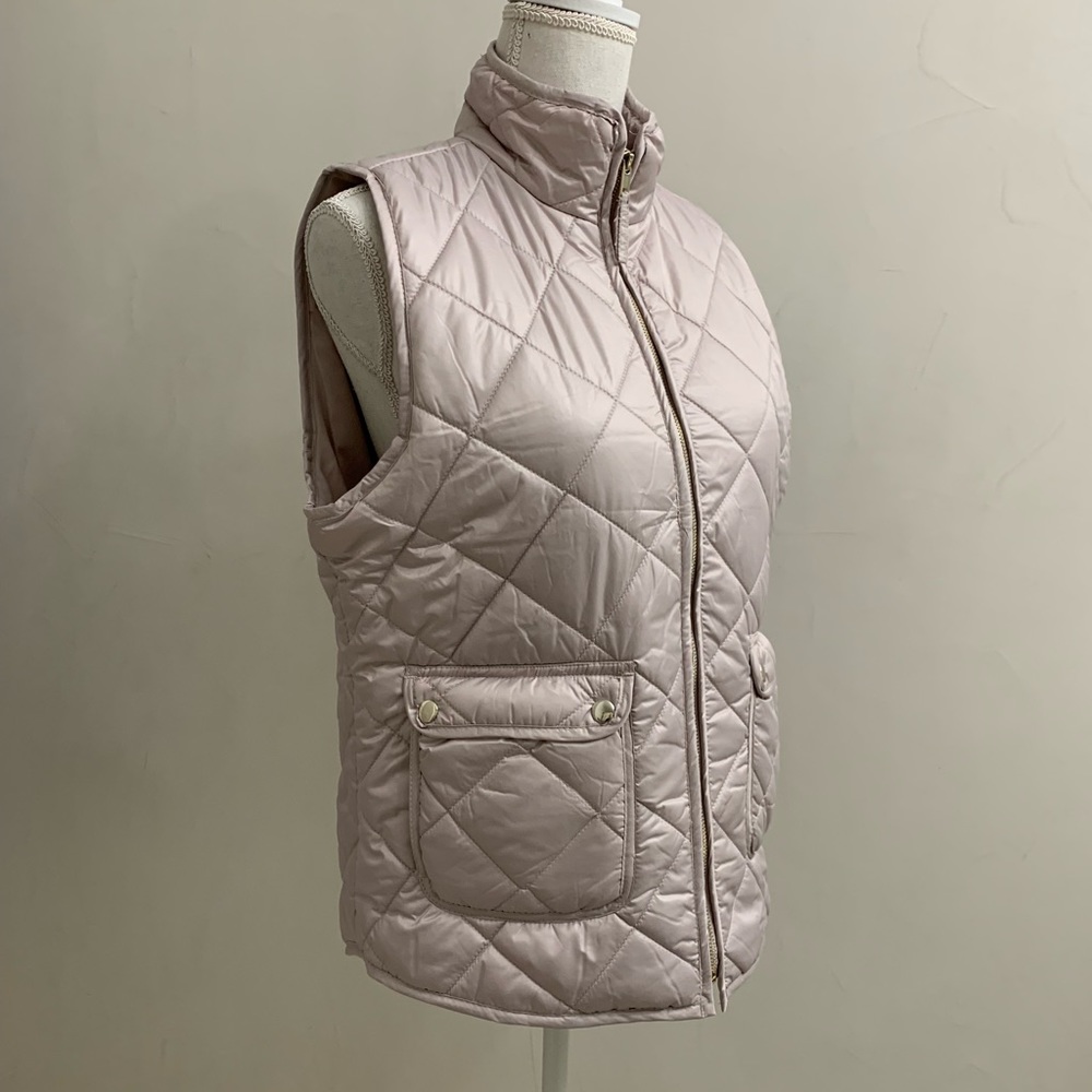 NWT Vest - Picture 2 of 6